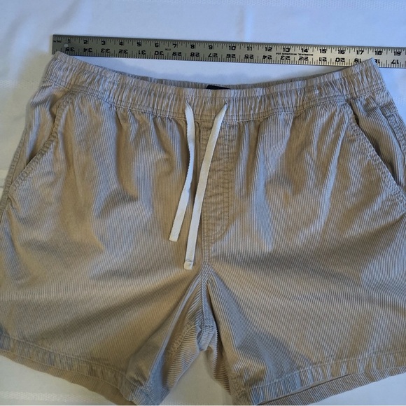 Cotton On Corduroy Pull On Casual Shorts Size XL - Picture 3 of 7